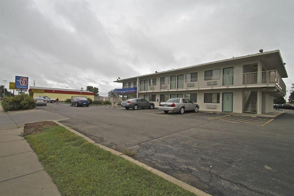 Motel 6 Manhattan Kansas Exteriér fotografie